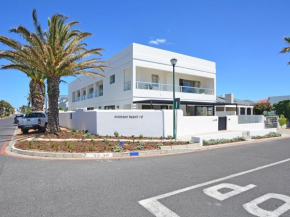 19 Beach Road